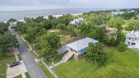 524 Trautman Ave, Long Beach, MS 39560 photo 2