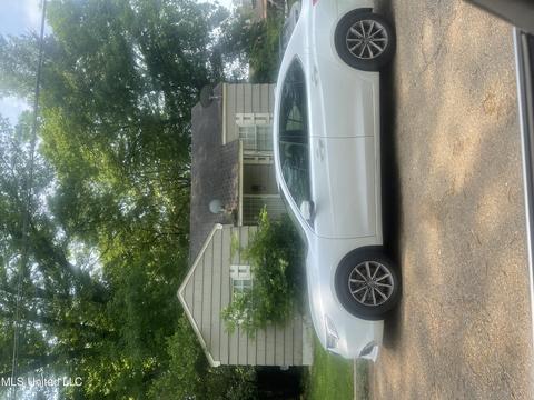 215 Hartfield St, Jackson, MS 39216 photo 1