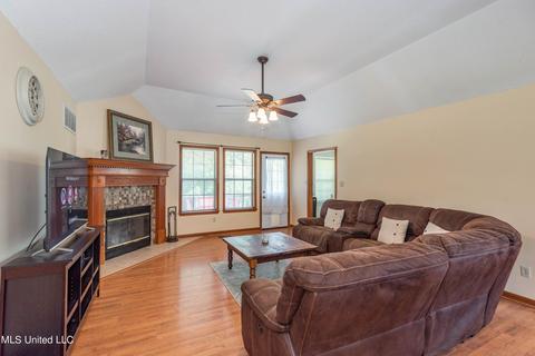 4370 Bienville Rd, Nesbit, MS 38651 photo 11