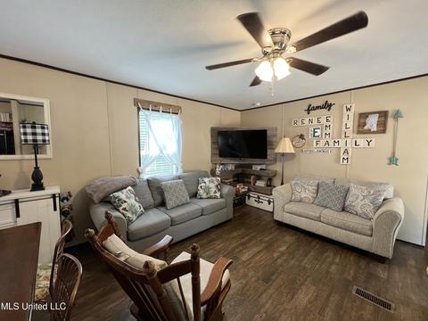 559 Walker Ln, Raymond, MS 39154 photo 8