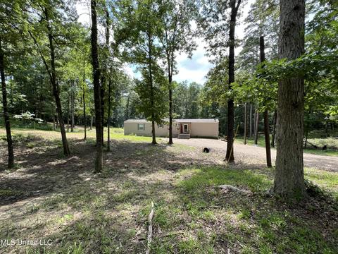 559 Walker Ln, Raymond, MS 39154 photo 2