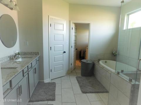 5708 Stonecrest Dr, Olive Branch, MS 38654 photo 12