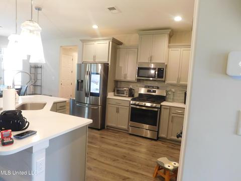 5708 Stonecrest Dr, Olive Branch, MS 38654 photo 3
