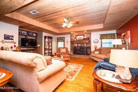 1124 Haley Rd, Terry, MS 39170 photo 8