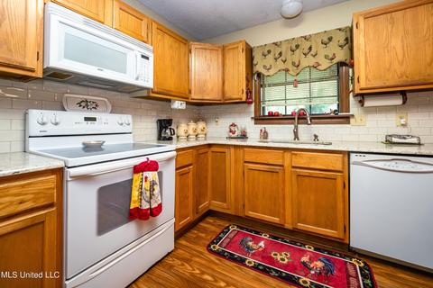 1124 Haley Rd, Terry, MS 39170 photo 5
