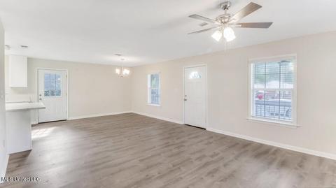 314 E Second St, Long Beach, MS 39560 photo 4