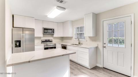 314 E Second St, Long Beach, MS 39560 photo 8
