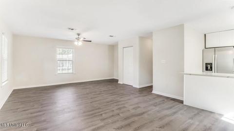 314 E Second St, Long Beach, MS 39560 photo 2