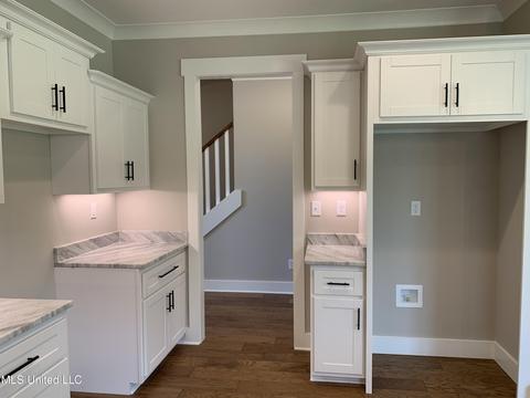 3451 Hatton Dr, Nesbit, MS 38651 photo 8