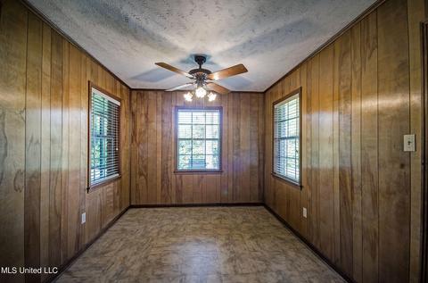 5869 Kings Pl, Jackson, MS 39211 photo 10