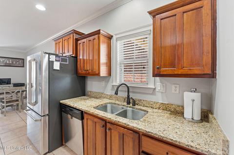 5537 E Pinetree Loop, Southaven, MS 38672 photo 11
