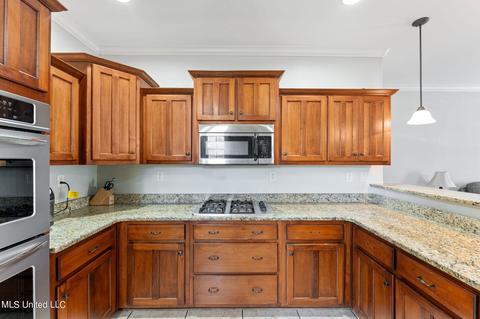 5537 E Pinetree Loop, Southaven, MS 38672 photo 9