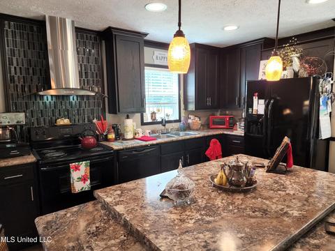 251 Park Dr, Lucedale, MS 39452 photo 9