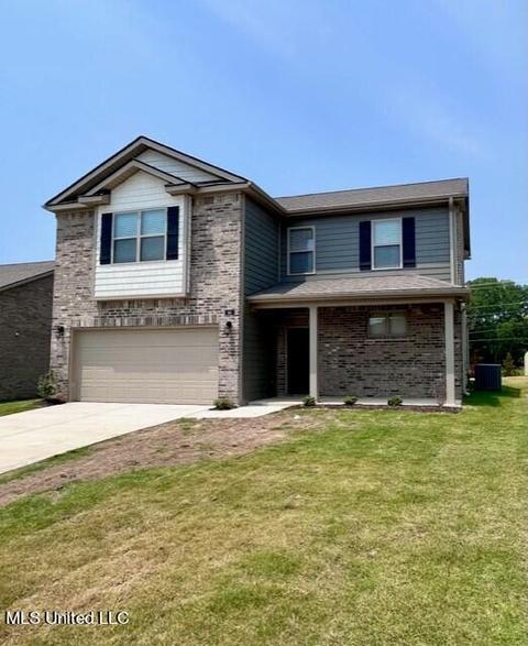 64 Twin Lakes Dr, Byhalia, MS 38611