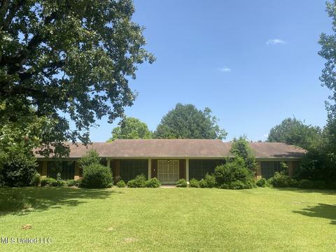 2465 Scr 503, Magee, MS 39111 photo 1