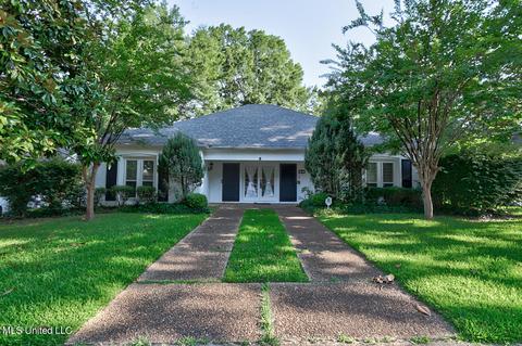 16 Moss Forest Cir, Jackson, MS 39211 photo 1