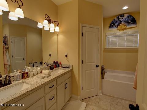 5208 Watson Place Ln, Nesbit, MS 38651 photo 14