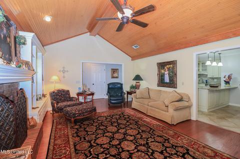 70 Springview Dr, Brandon, MS 39042 photo 5