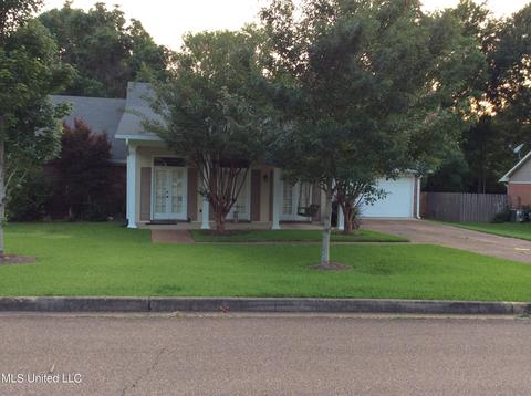464 Mockingbird Ln, Madison, MS 39110 photo 1