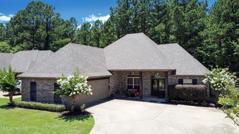118 Addison Way, Canton, MS 39046 photo 2