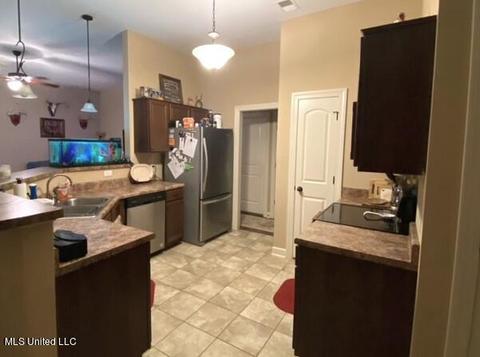 10565 Ballad Dr, Walls, MS 38680 photo 6