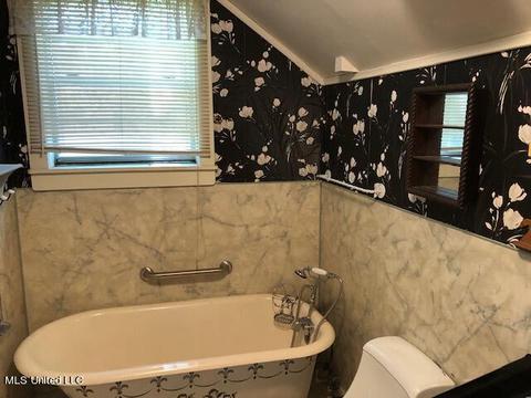 360 E Peace St, Canton, MS 39046 photo 13