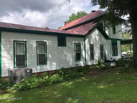 360 E Peace St, Canton, MS 39046 photo 2