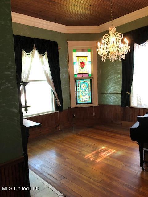 360 E Peace St, Canton, MS 39046 photo 5