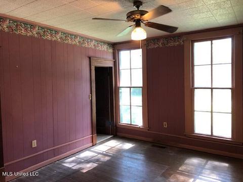 360 E Peace St, Canton, MS 39046 photo 11