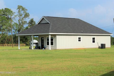 125 Gill Rd # A, Lucedale, MS 39452 photo 3