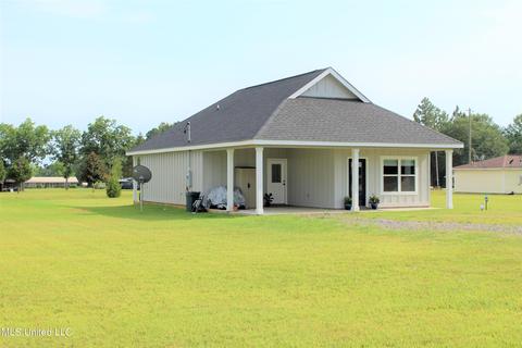 125 Gill Rd # A, Lucedale, MS 39452 photo 2