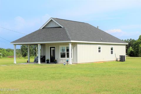 125 Gill Rd # A, Lucedale, MS 39452 photo 1