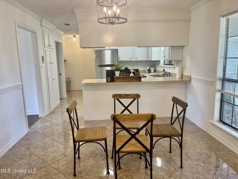 622 Honeysuckle Dr, Madison, MS 39110 photo 6