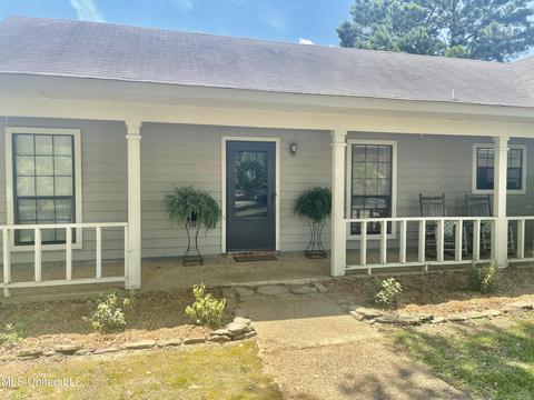 622 Honeysuckle Dr, Madison, MS 39110 photo 3