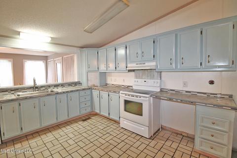 202 Howell Rd, Lucedale, MS 39452 photo 15