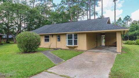 3 Fox Trot, Diamondhead, MS 39525 photo 1