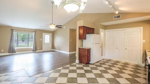 3 Fox Trot, Diamondhead, MS 39525 photo 4