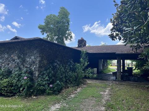 99 Holmes St, Lucedale, MS 39452 photo 3