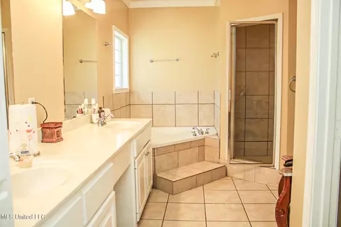 Bath - 200 Whispering Pines Rd, Benton, MS 39039 photo 1 of 3