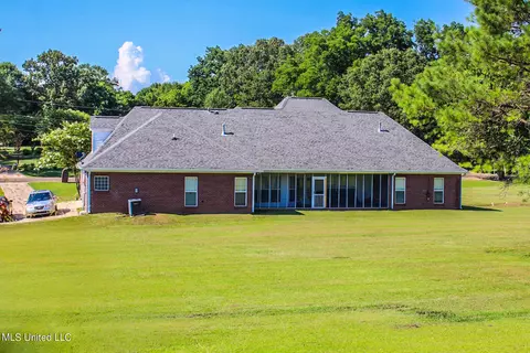 Exterior - 200 Whispering Pines Rd, Benton, MS 39039 photo 4 of 4