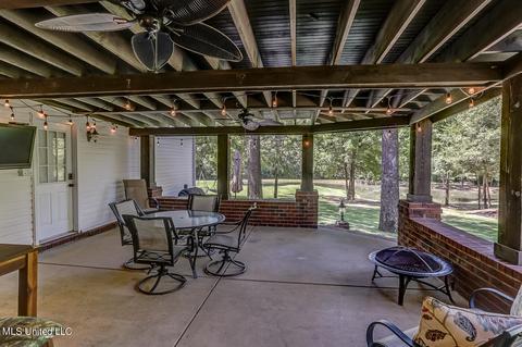 1661 Pleasant View Cv, Nesbit, MS 38651 photo 27