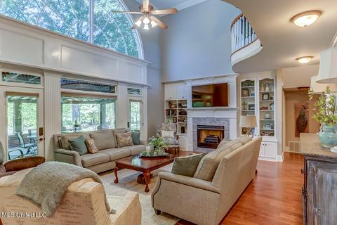 1661 Pleasant View Cv, Nesbit, MS 38651 photo 23