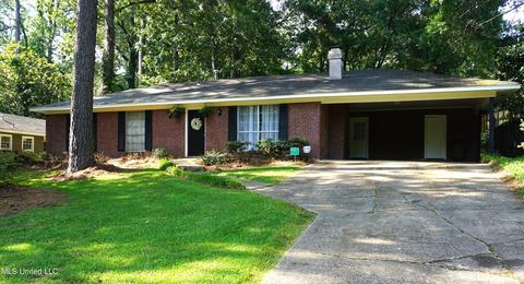 1789 Hillview Dr, Jackson, MS 39211 photo 1