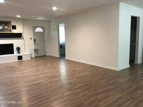 304 Southbrook Dr, Jackson, MS 39211 photo 7