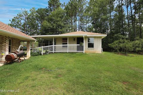 19601 Wilson Dr, Saucier, MS 39574 photo 3