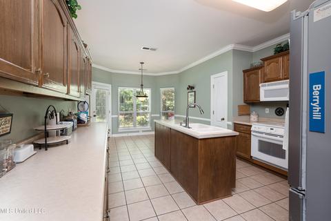 2159 Legends Dr, Nesbit, MS 38651 photo 8