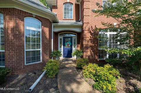 2159 Legends Dr, Nesbit, MS 38651 photo 5