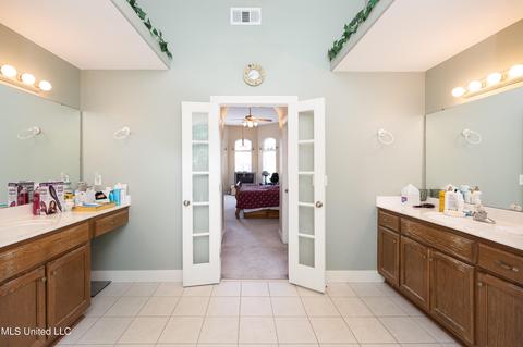 2159 Legends Dr, Nesbit, MS 38651 photo 14