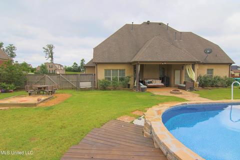 4828 Bakersfield Dr, Nesbit, MS 38651 photo 5