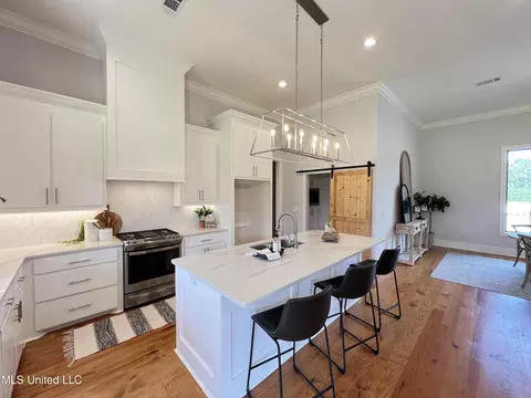 113 Landry Dr, Brandon, MS 39047 photo 8